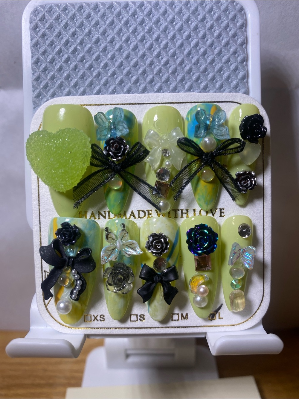 Handmade Junk Press on Nails